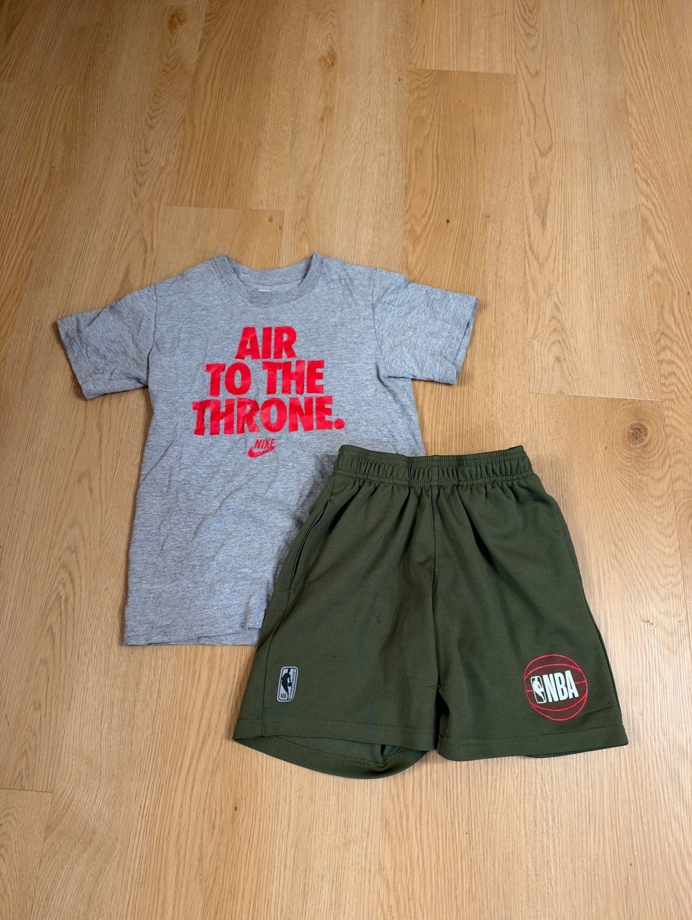 Boy’s Nike T-Shirt + NBA Basketball Shorts Set Size 8